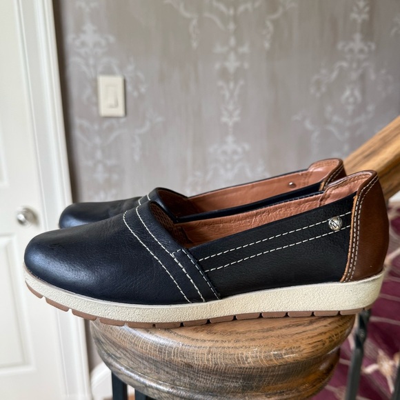 ROY ladies slip on leather loafers euro 37 US 6 1/2 very good condition - Picture 6 of 14